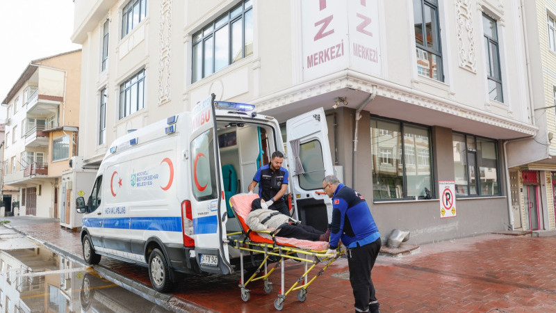 2024’TE 48 BİN KİŞİYE “HASTA NAKİL AMBULANS” HİZMETİ